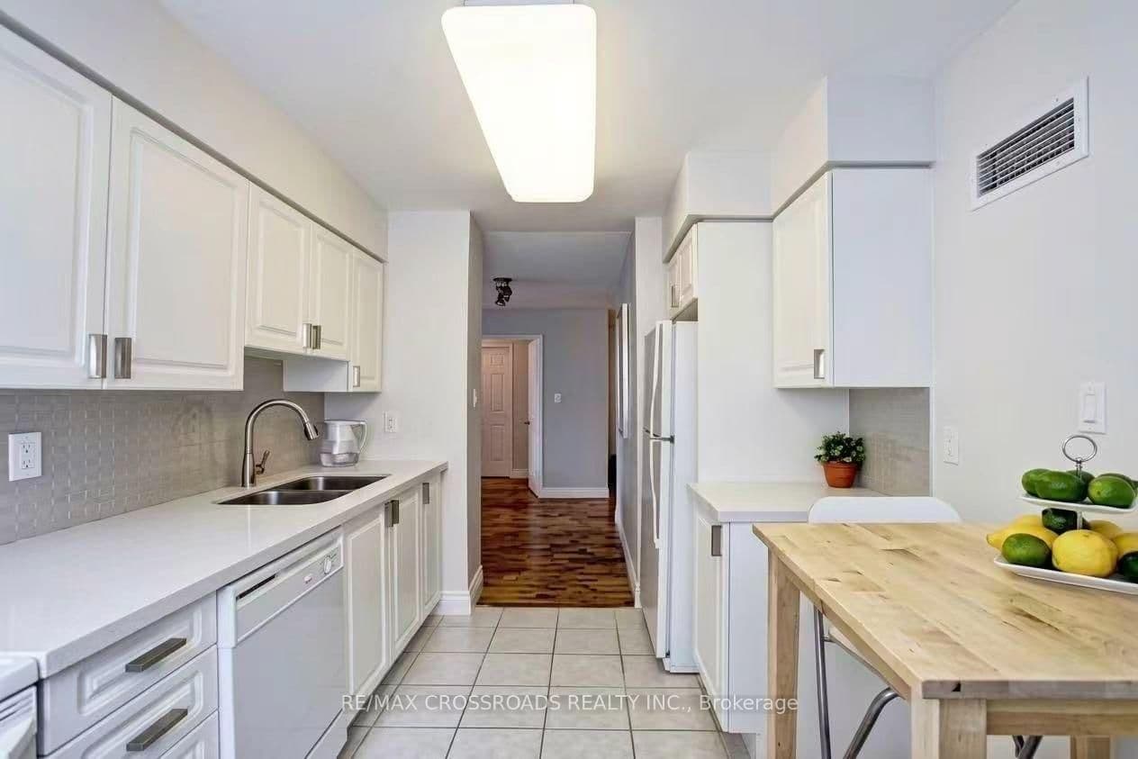 28 Empress Avenue, Unit 2012 - Image 6