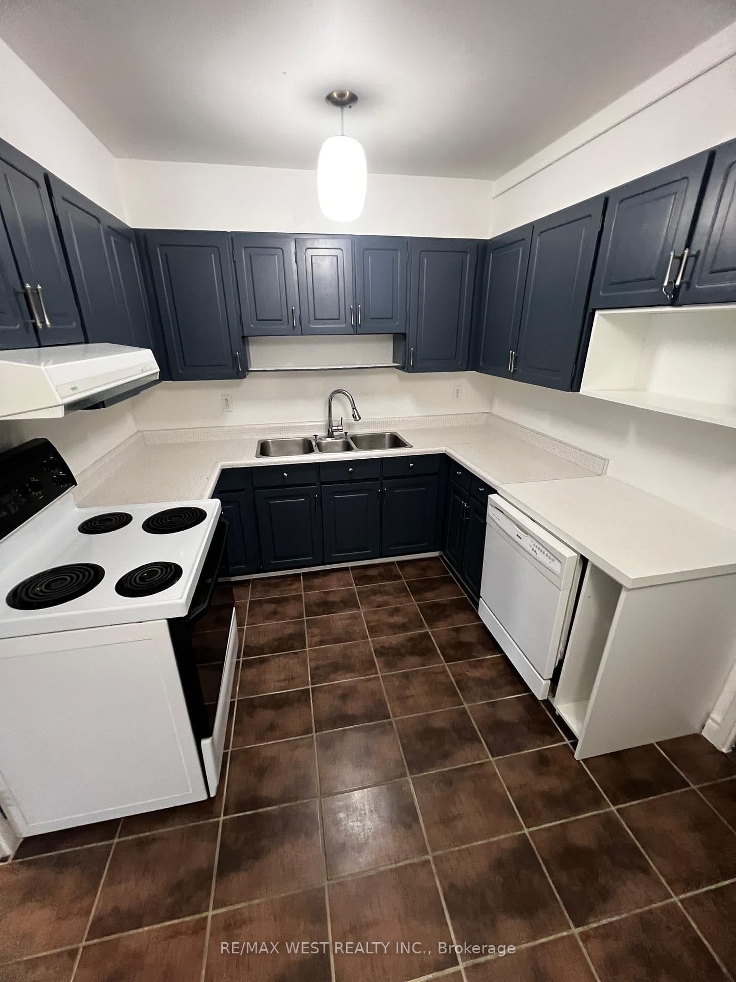 130 Neptune Drive, Unit 202 - Image 6