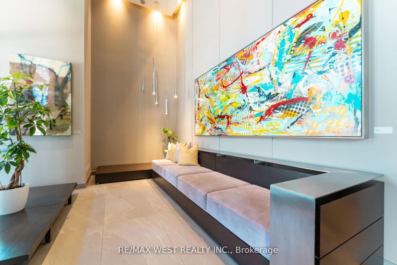 170 Sumach Street, Unit 507 - Image 4