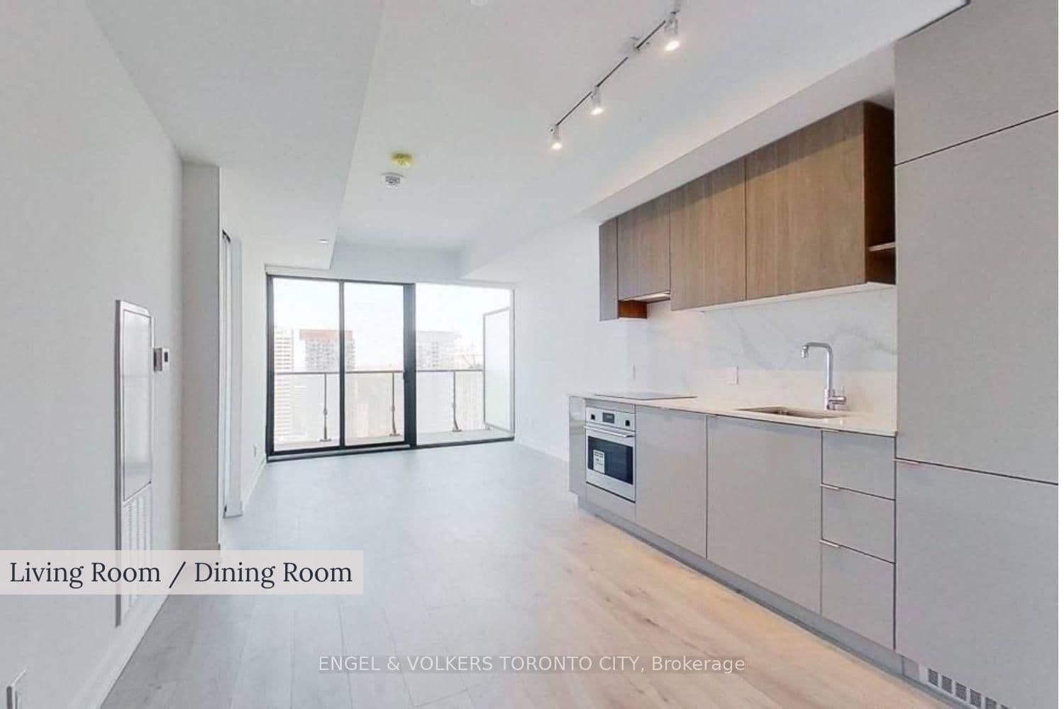 161 Roehampton Avenue, Unit 4211 - Image 6