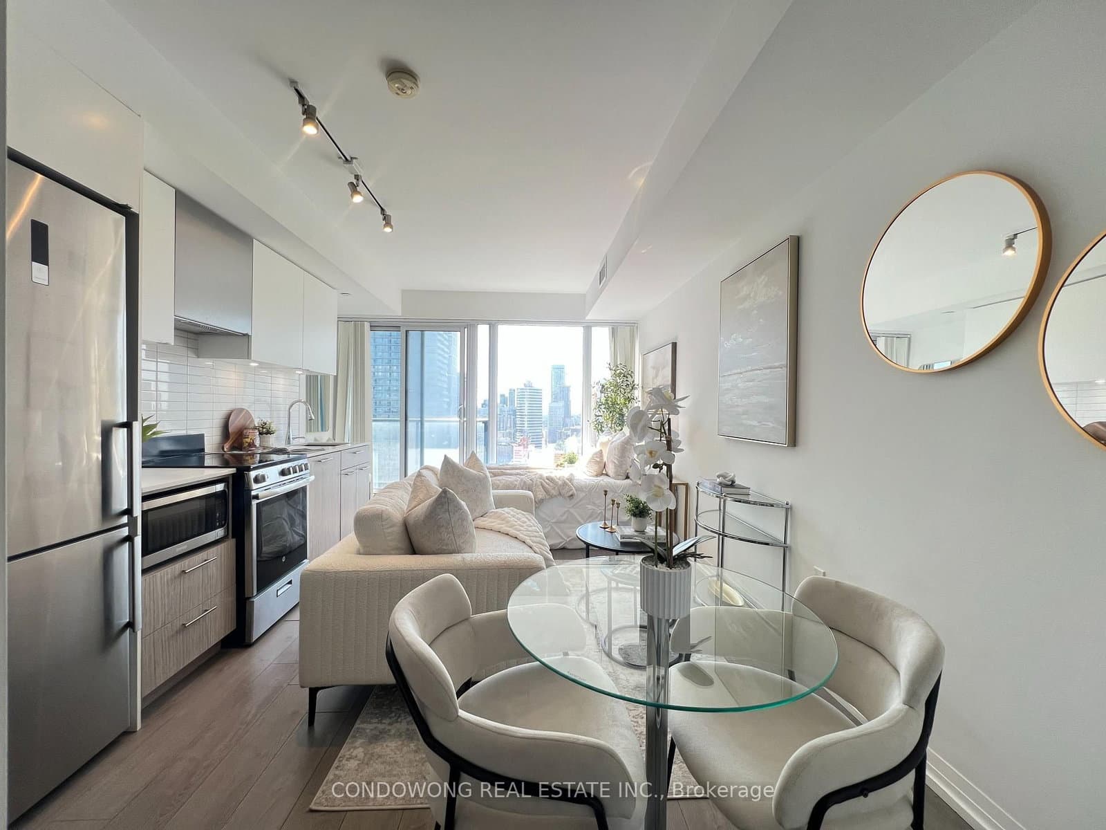 #3007 - 251 Jarvis Street