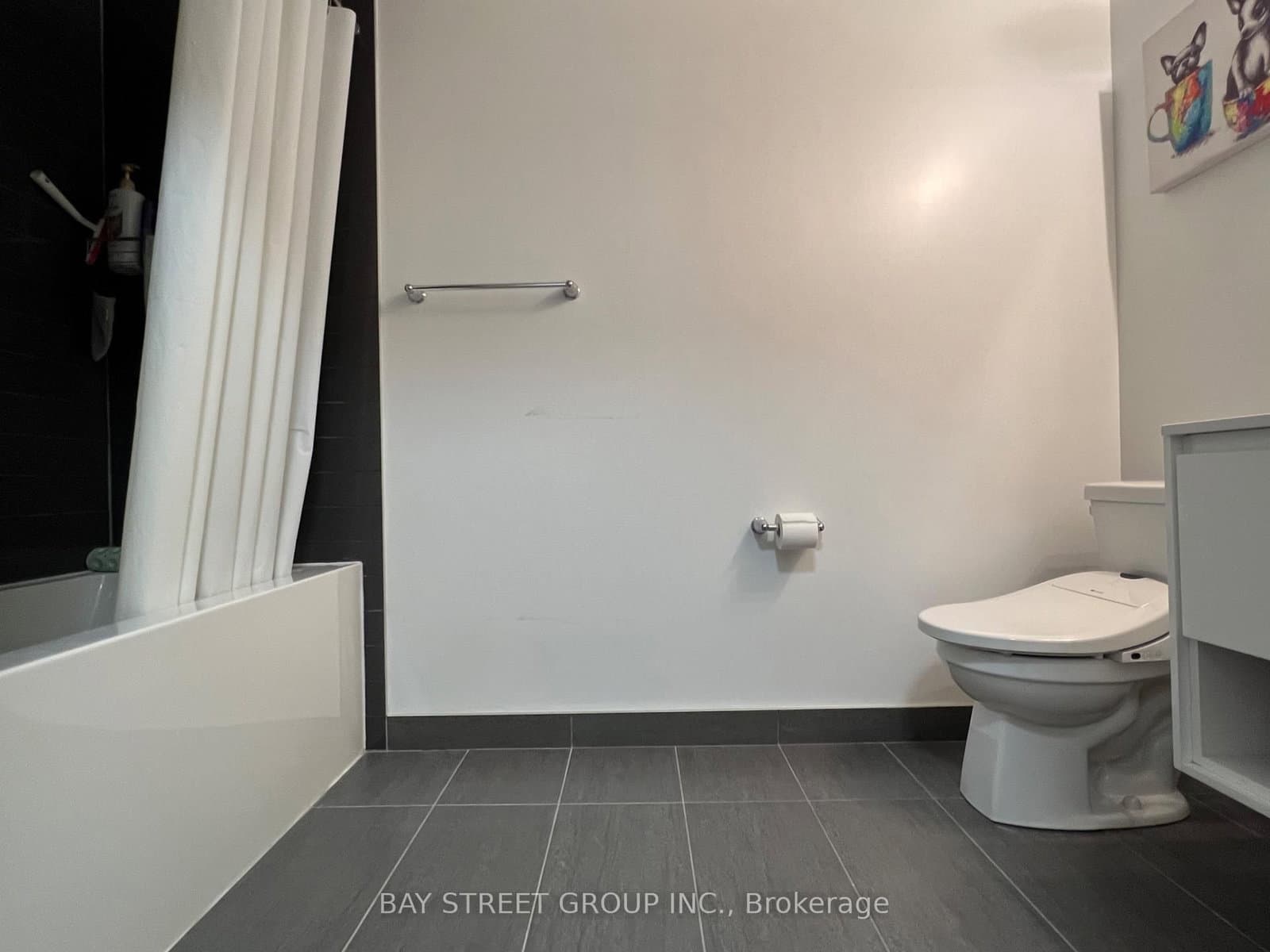 159 Wellesley Street E, Unit 2406 - Image 5