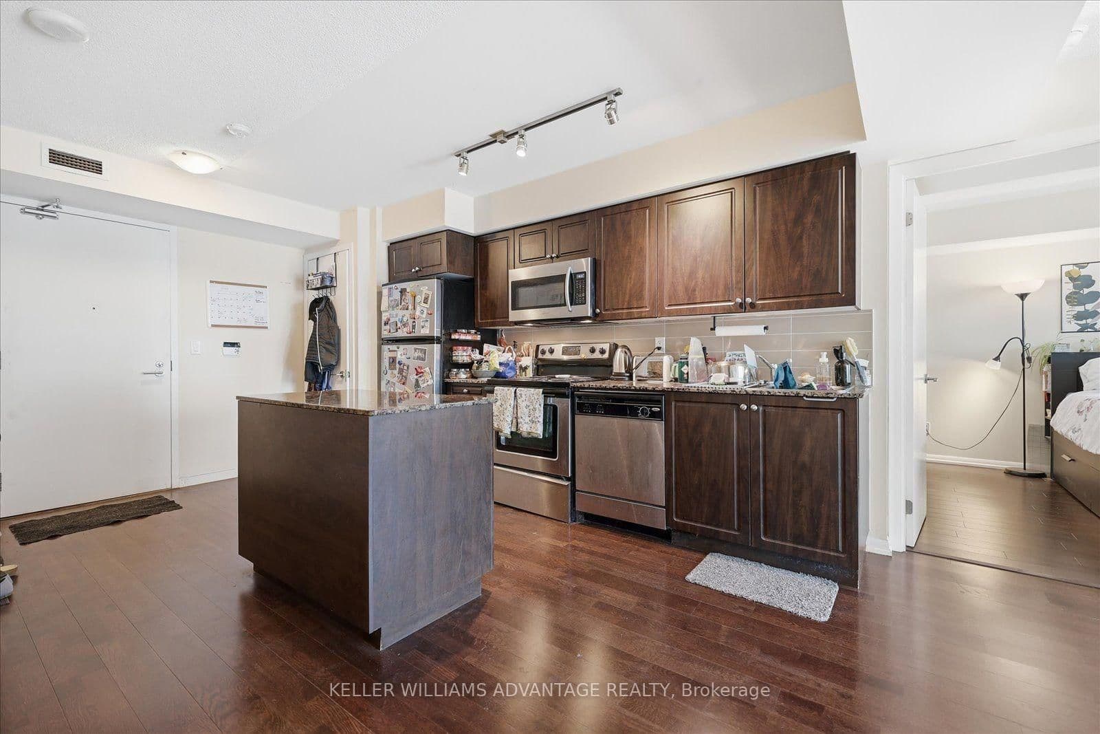 209 Fort York Boulevard, Unit 1170 - Image 6