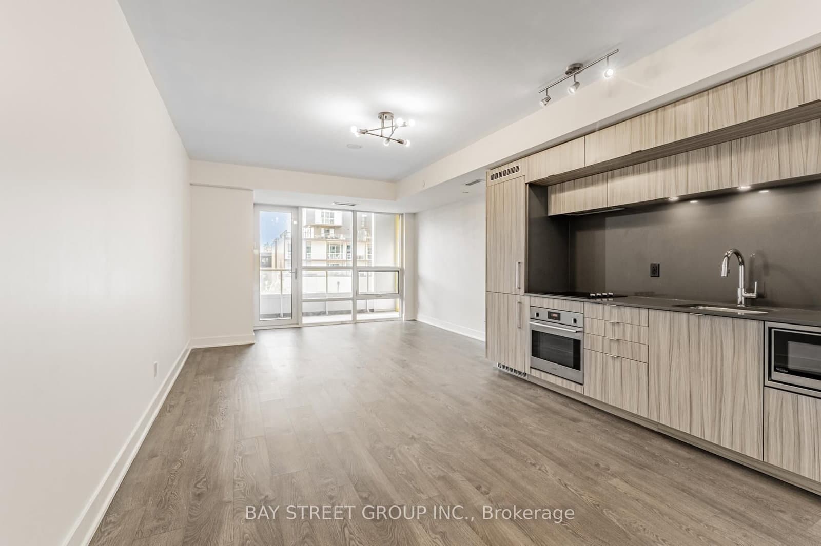 38 Cameron Street, Unit 425