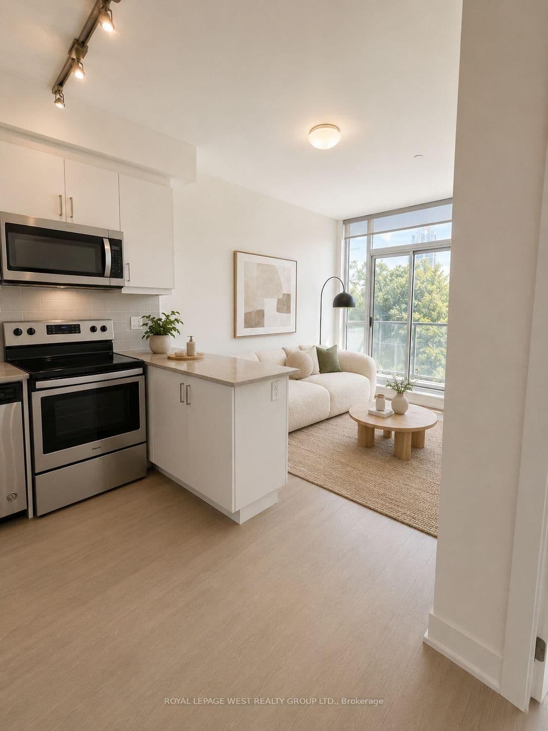 1486 Bathurst Street, Unit 403 - Image 4