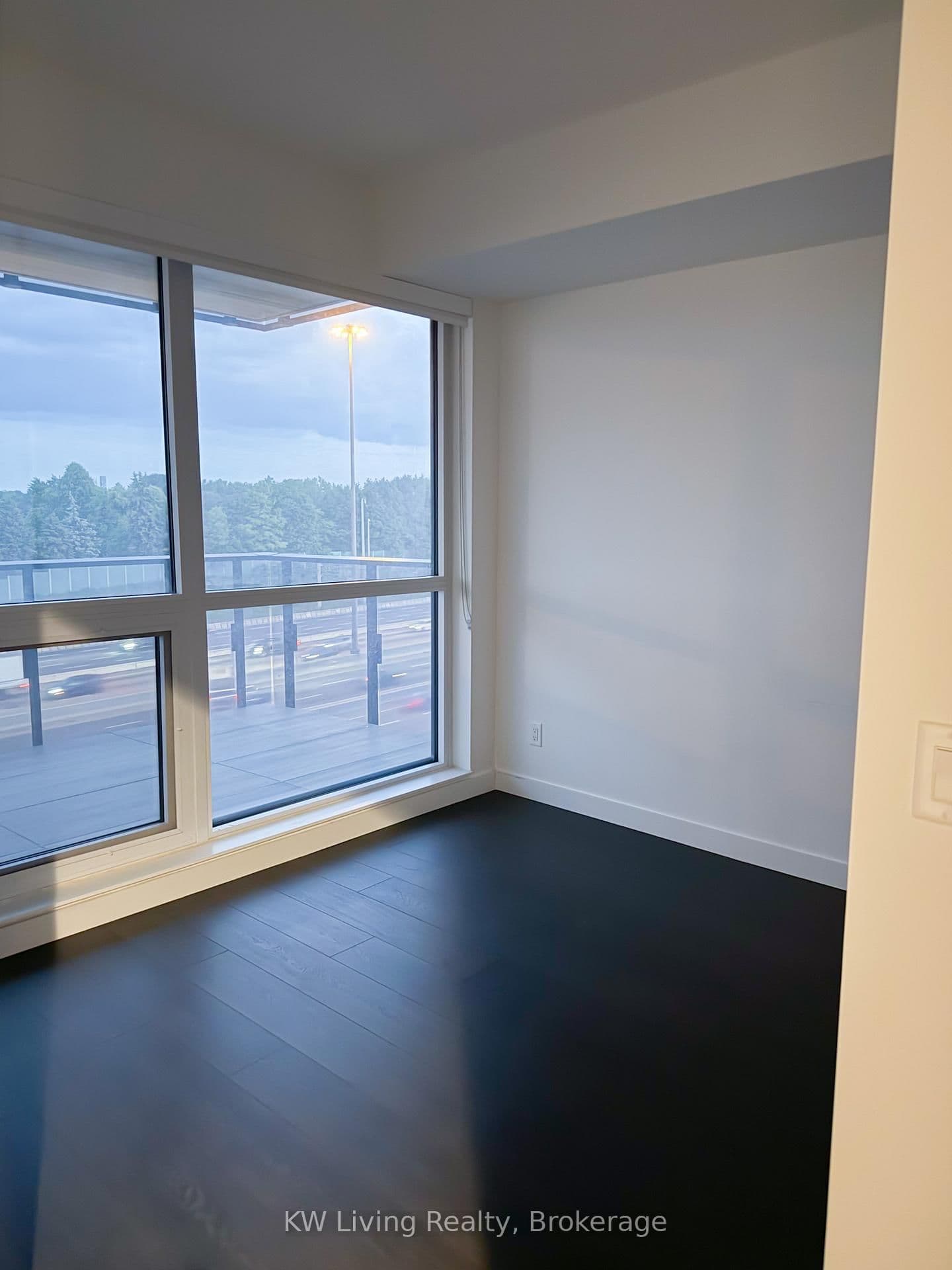 25 McMahon Drive, Unit 805 - Image 4