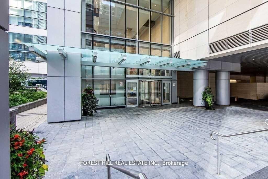 386 Yonge Street, Unit 1615 - Image 2