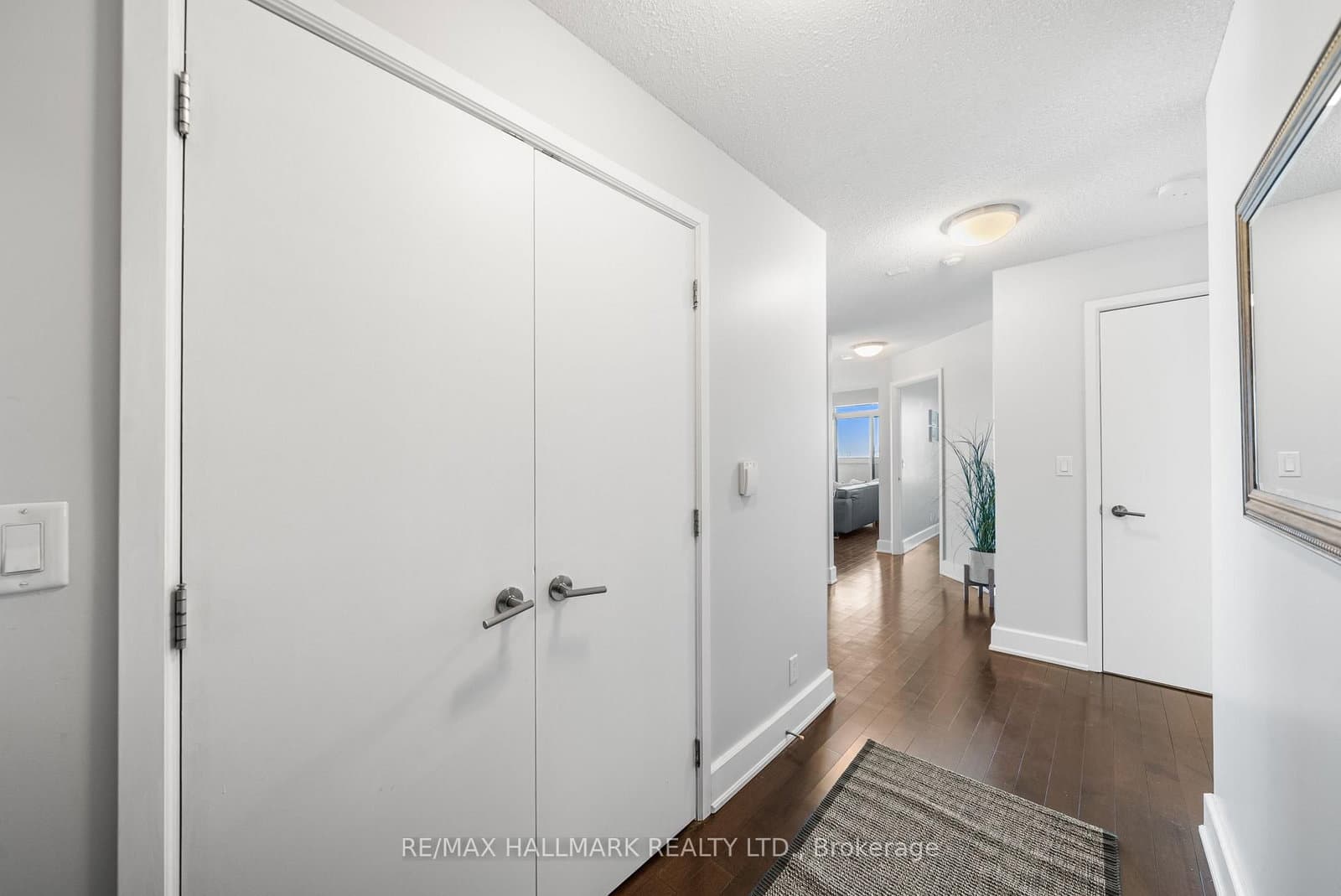 676 Sheppard Avenue E, Unit 708 - Image 3