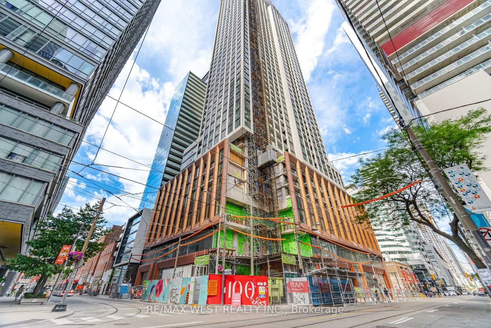 400 King Street W, Unit 2208 - Image 1