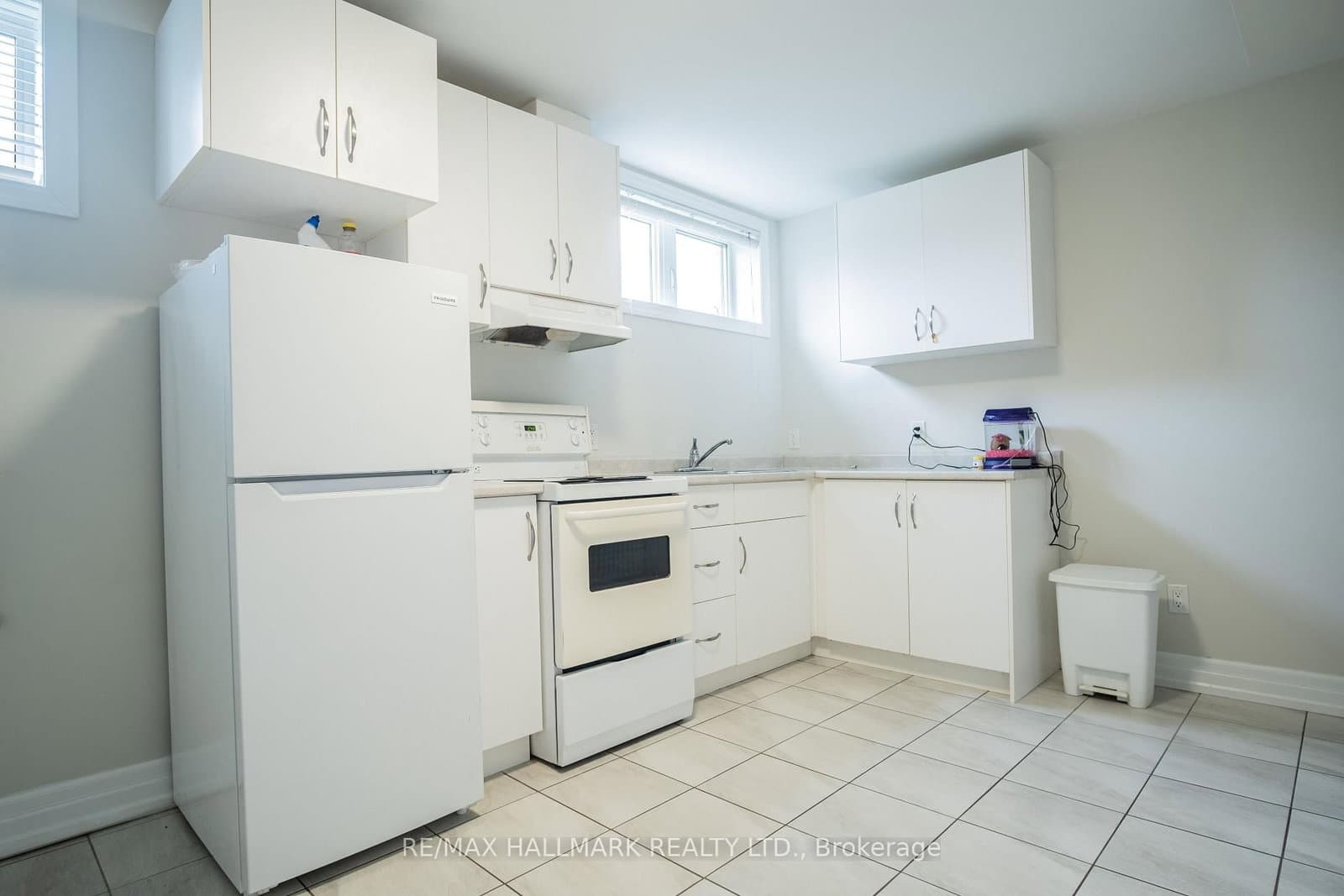 35 Roberta Drive, Unit Basement 1 - Image 2