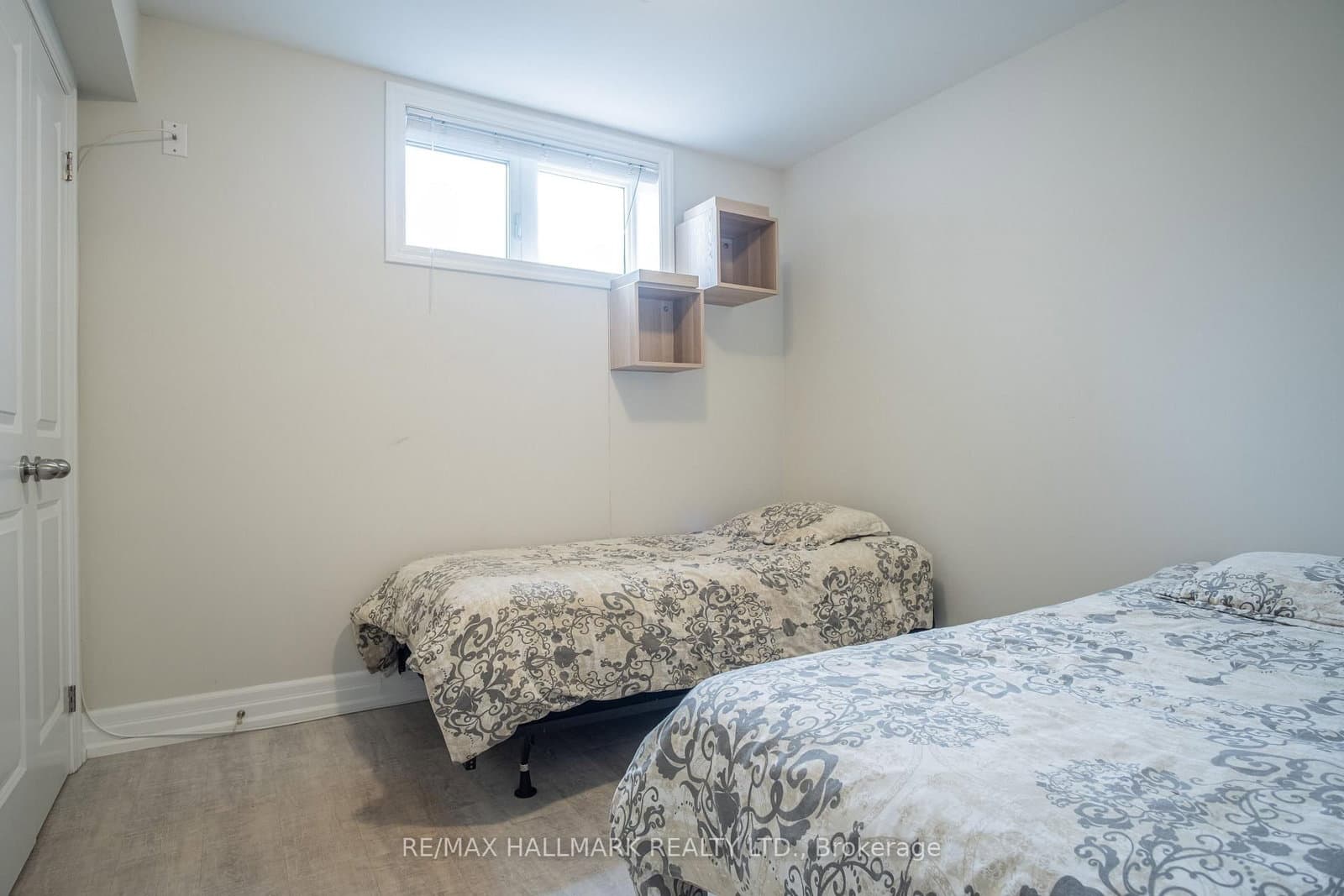 35 Roberta Drive, Unit Basement 1 - Image 4