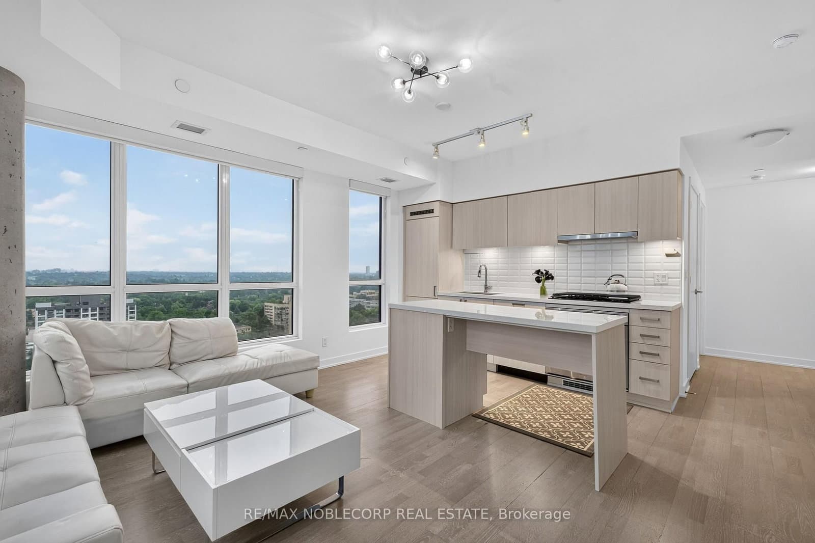 501 St Clair Avenue W, Unit 1911 - Image 4