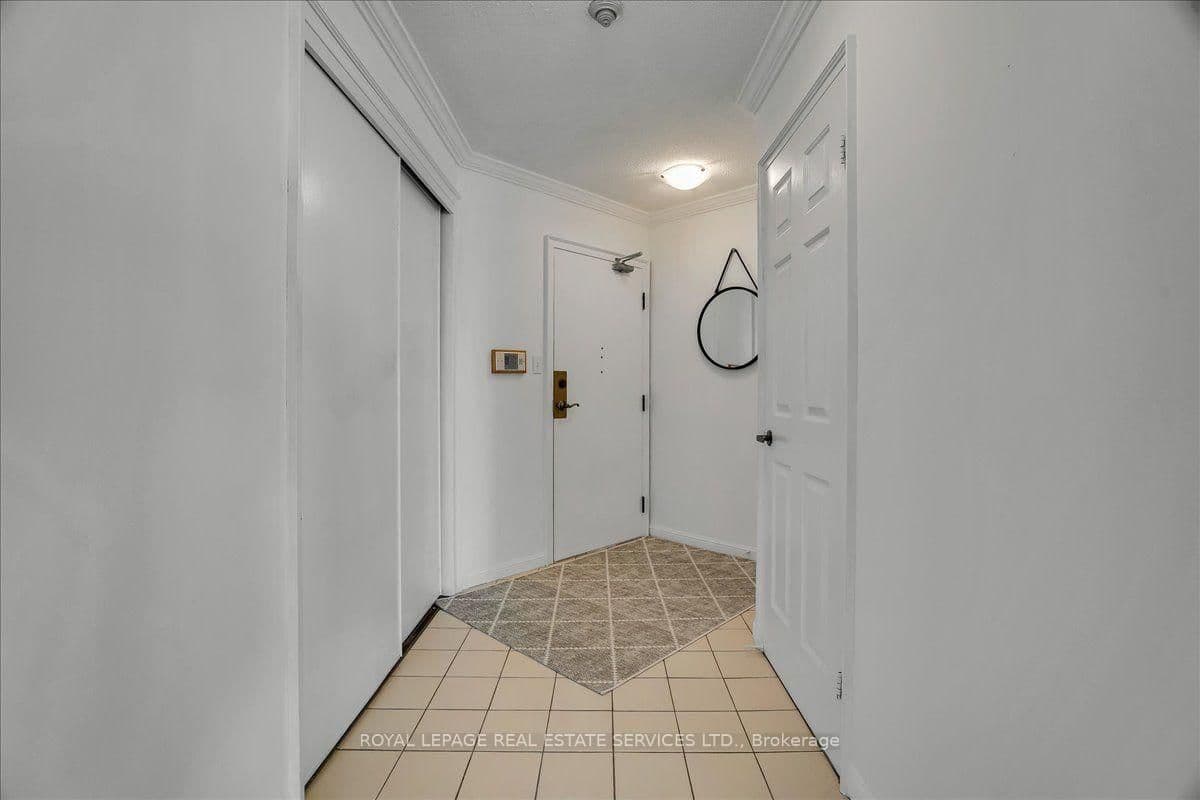 5444 Yonge Street, Unit 902 - Image 3