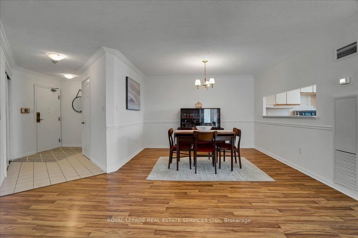 5444 Yonge Street, Unit 902 - Image 4