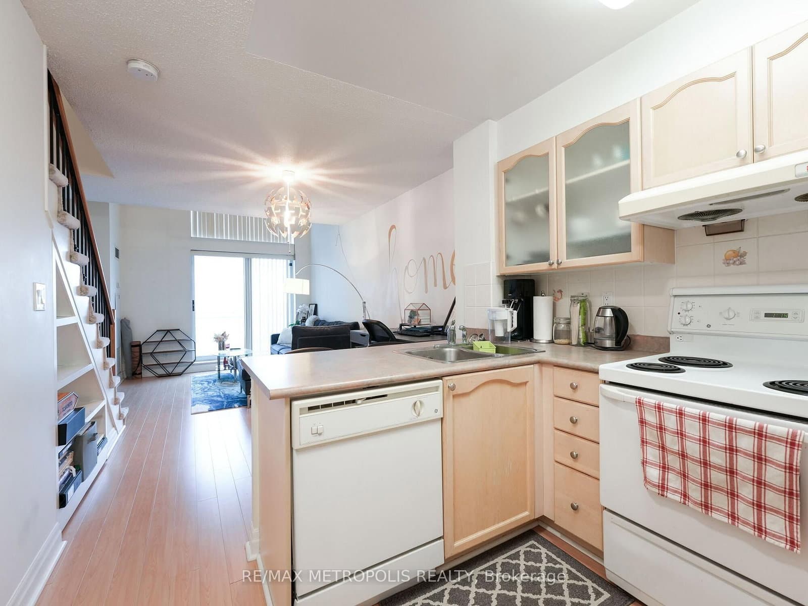 188 Doris Avenue, Unit 1205 - Image 4