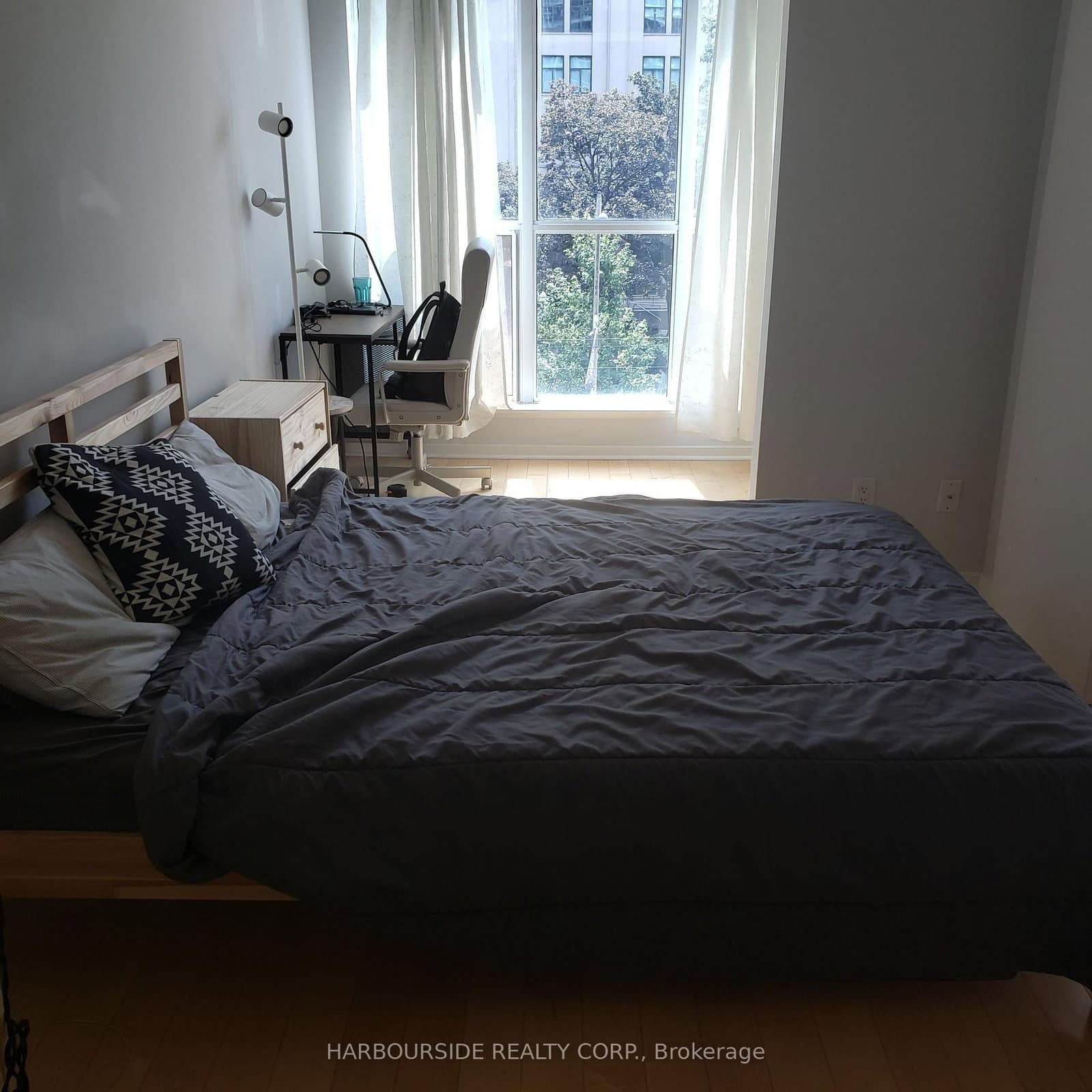 208 Queens Quay Boulevard W, Unit 303 - Image 4