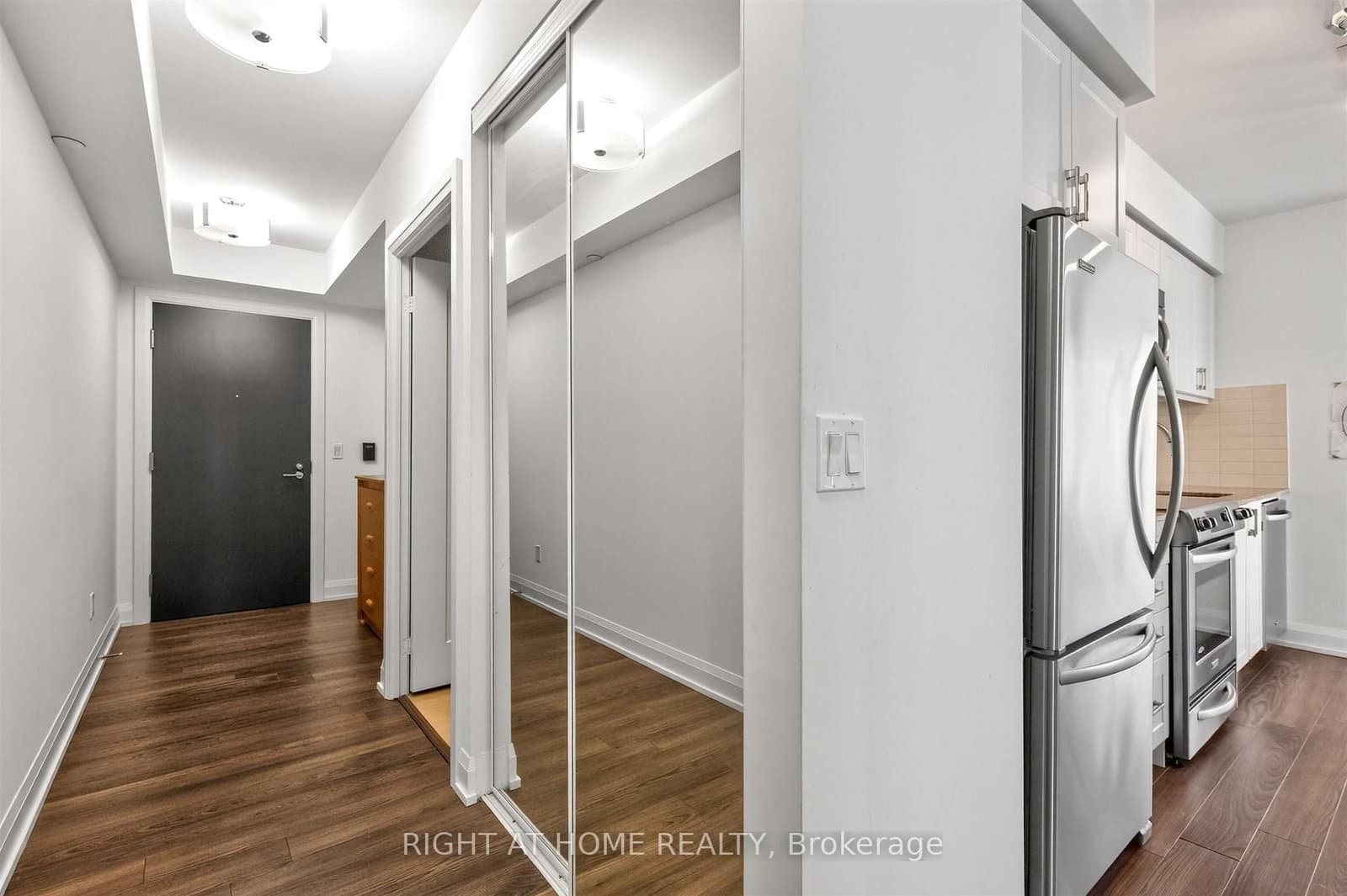 18 Graydon Hall Drive, Unit 509 - Image 6