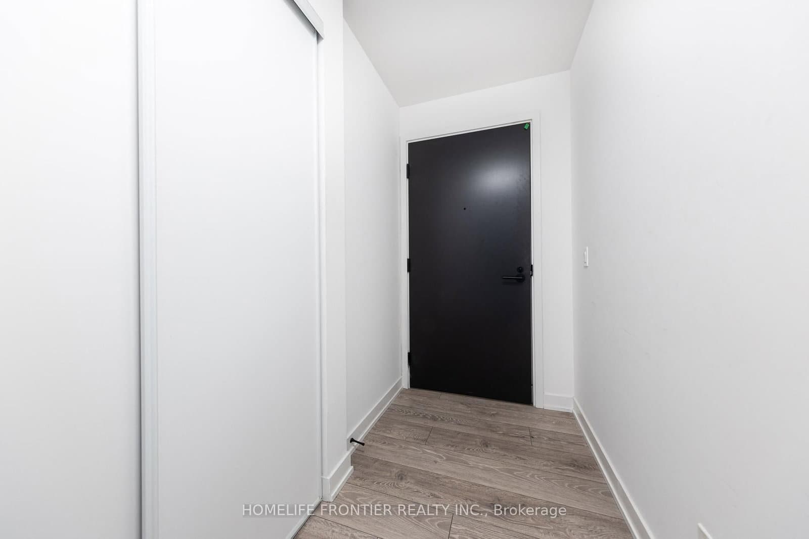 108 Peter Street, Unit 4702 - Image 2