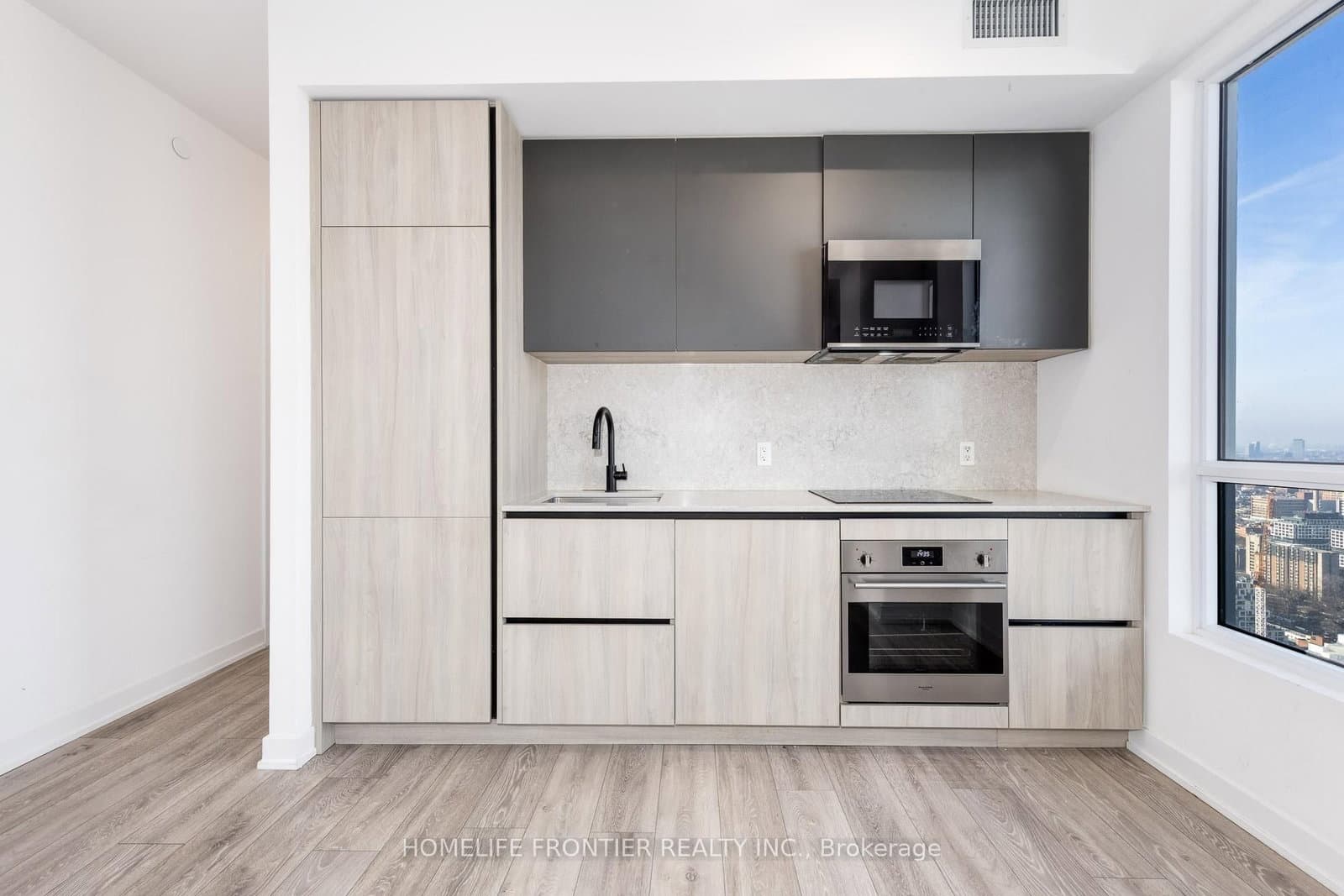 108 Peter Street, Unit 4702 - Image 6
