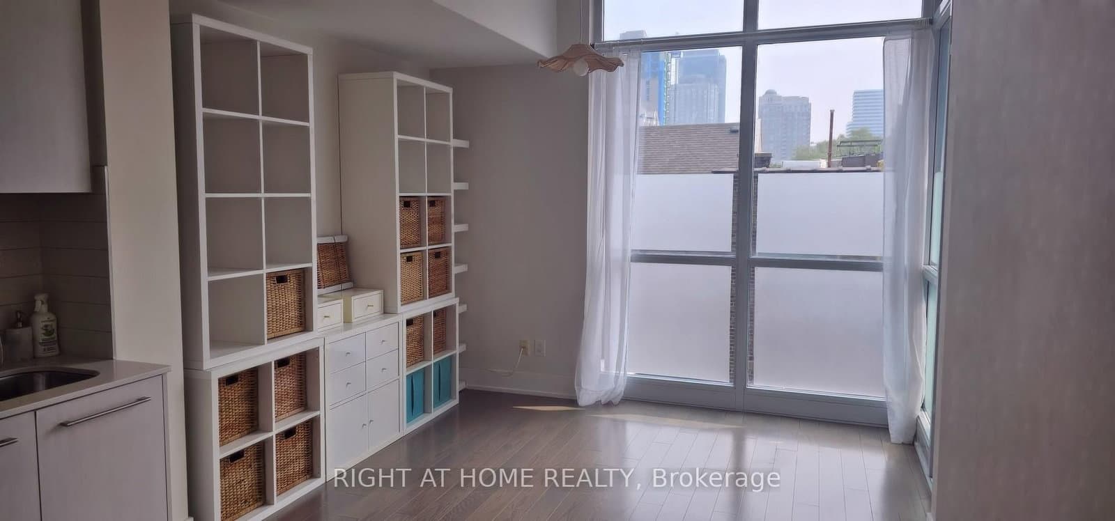 170 Avenue Road, Unit 302 - Image 6