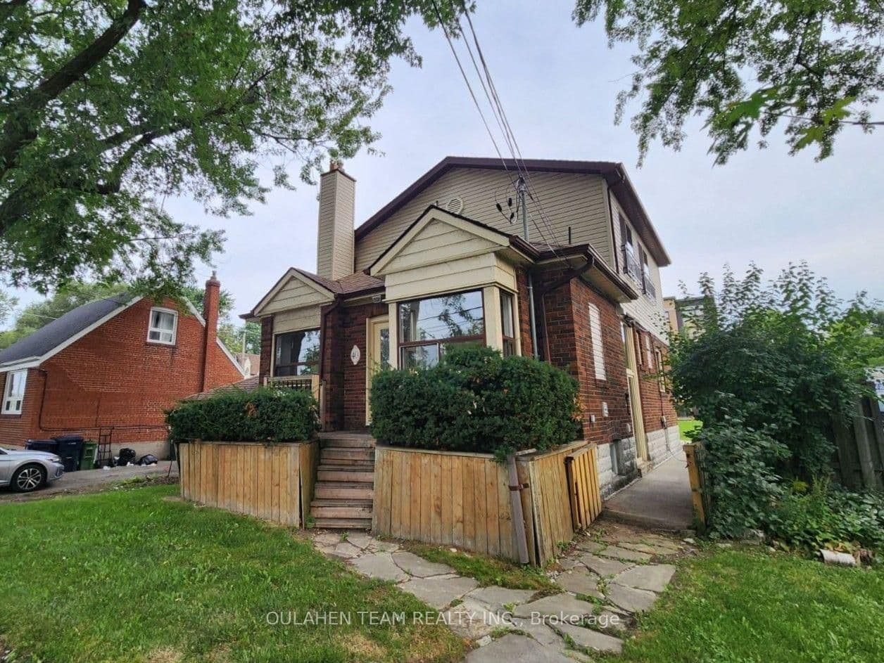 40 Finch Avenue W - Image 1