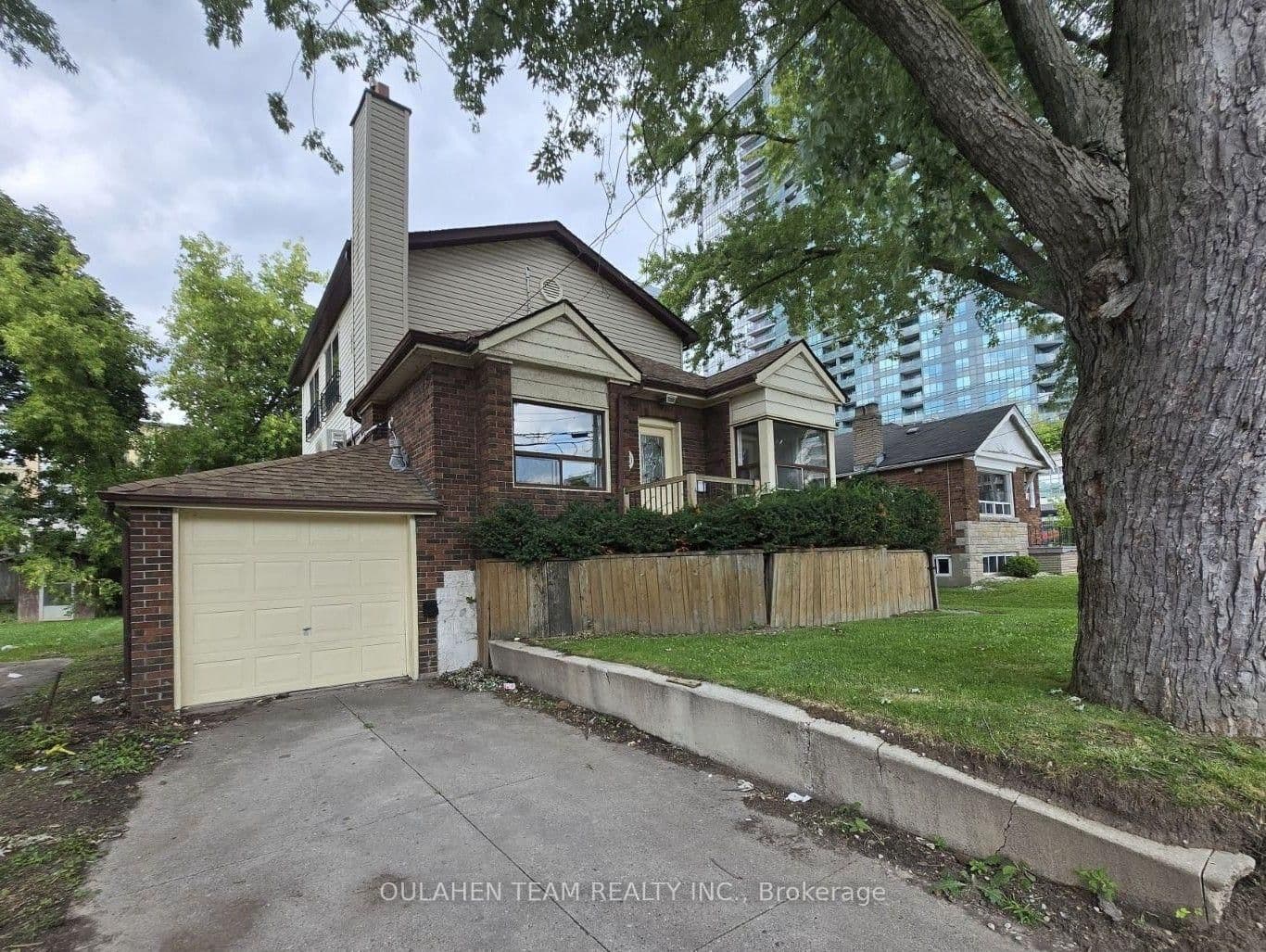 40 Finch Avenue W - Image 2