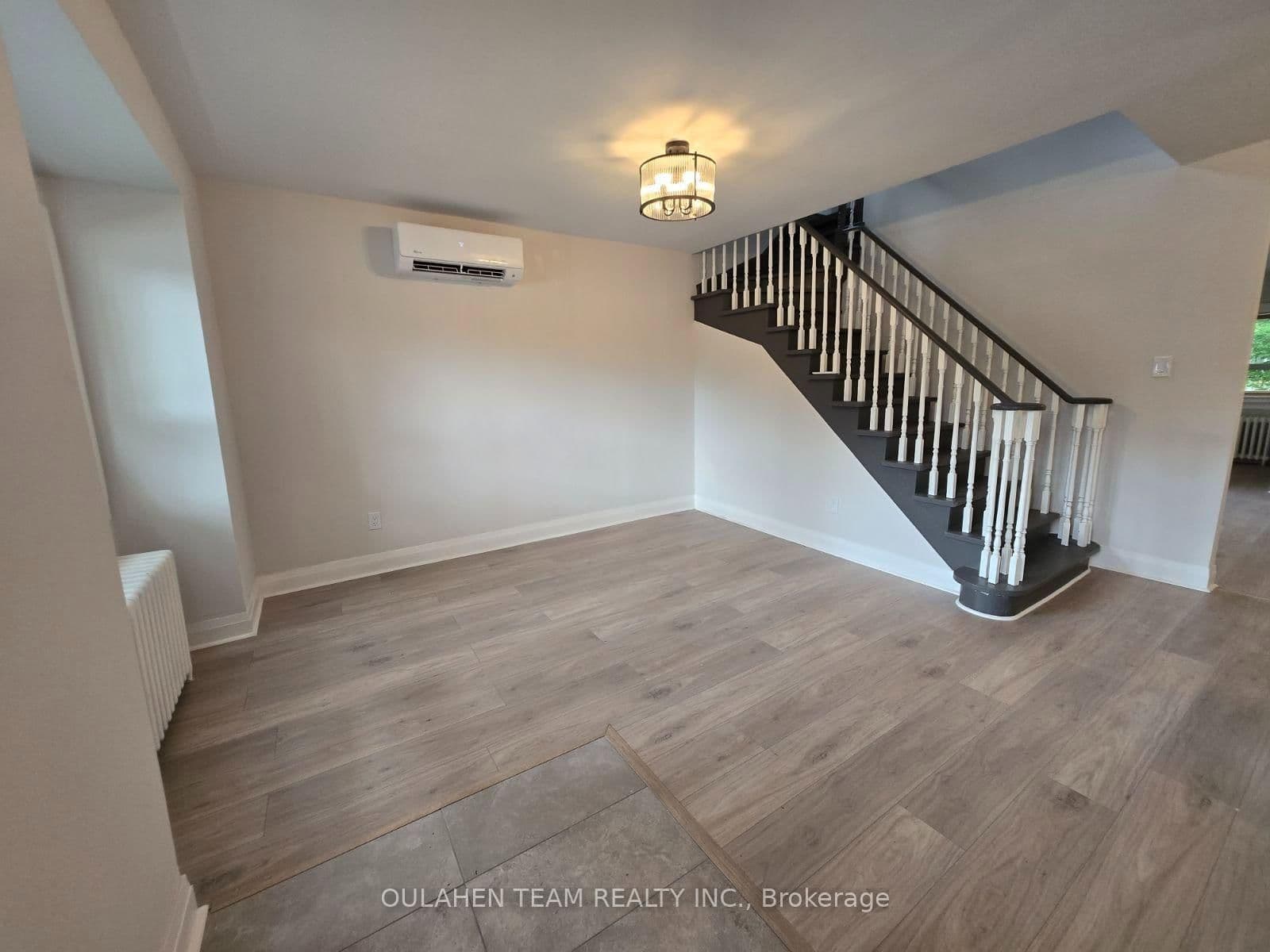 40 Finch Avenue W - Image 4