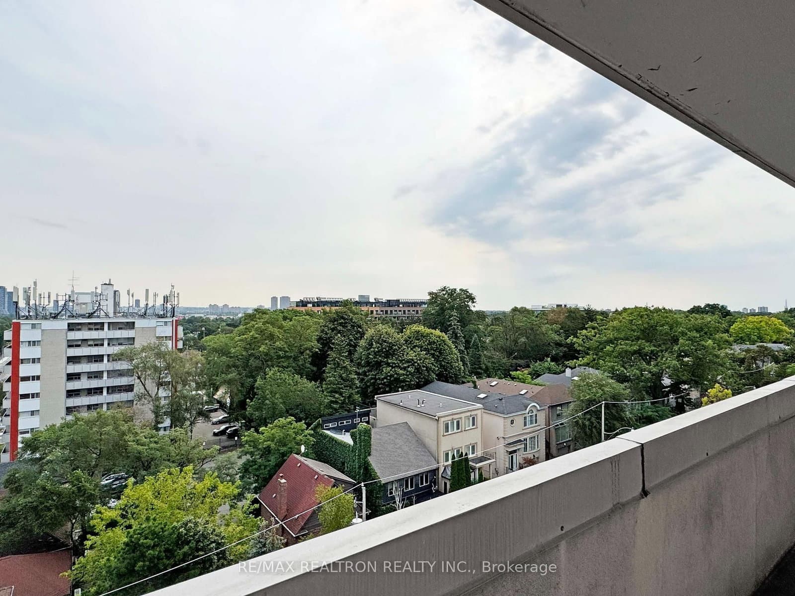 525 Eglinton Avenue E, Unit 900 - Image 6