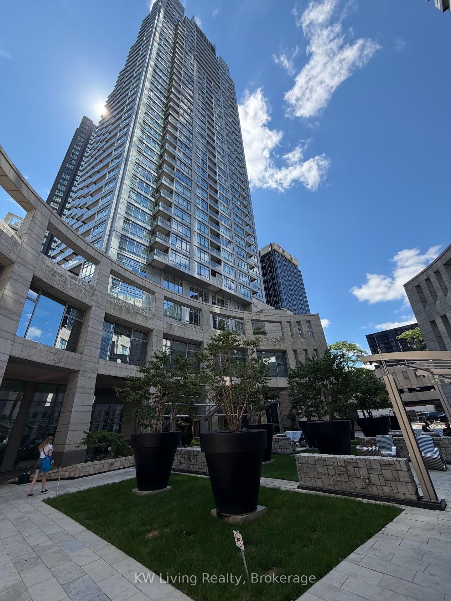 2181 Yonge Street, Unit 1112 - Image 2