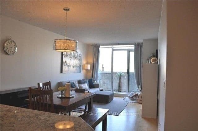 18 Stafford Street, Unit PH 15 - Image 4