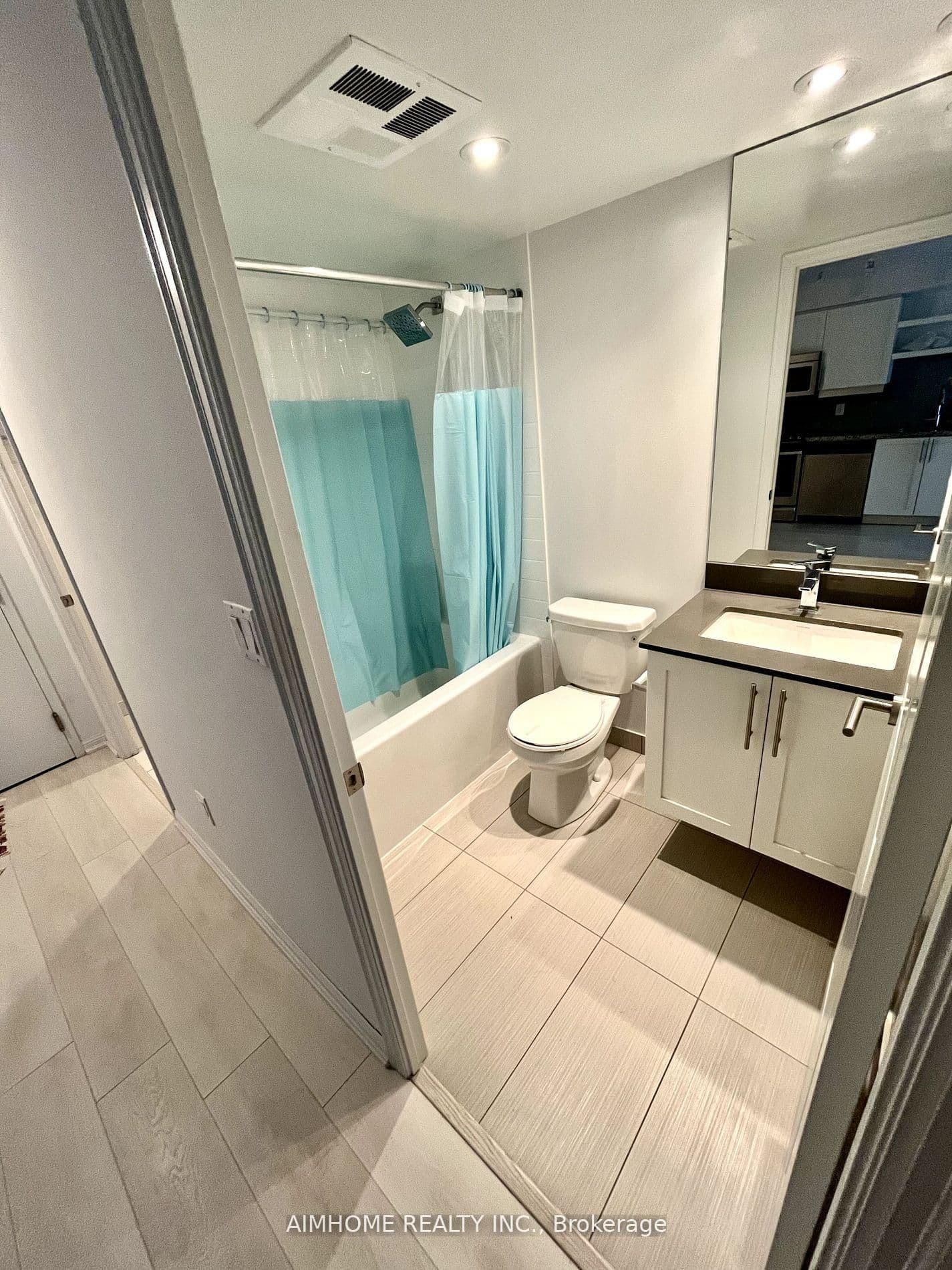400 Adelaide Street E, Unit 305 - Image 5
