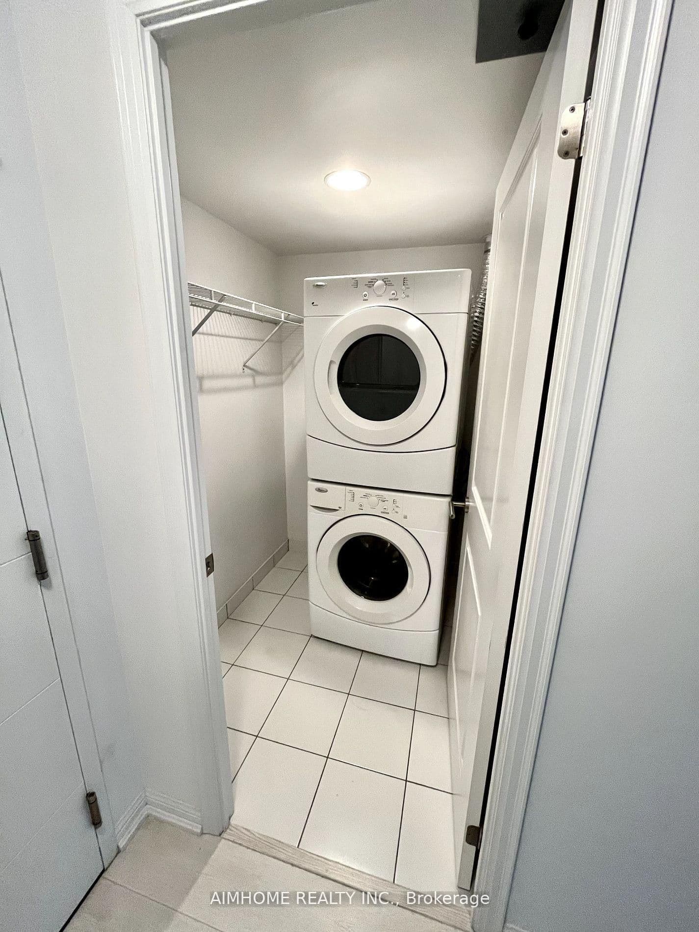 400 Adelaide Street E, Unit 305 - Image 6