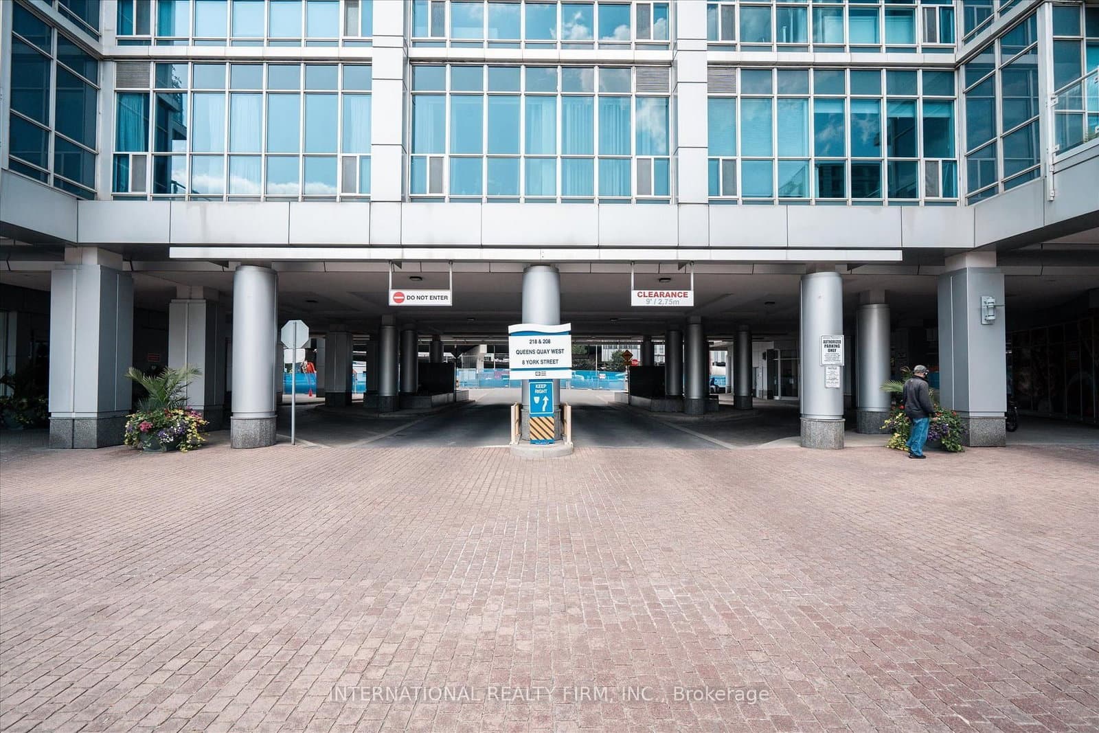 218 Queens Quay W, Unit Ph4 - Image 6