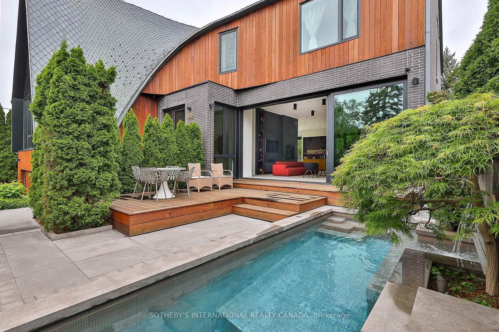 108 Stratford Crescent - Image 4