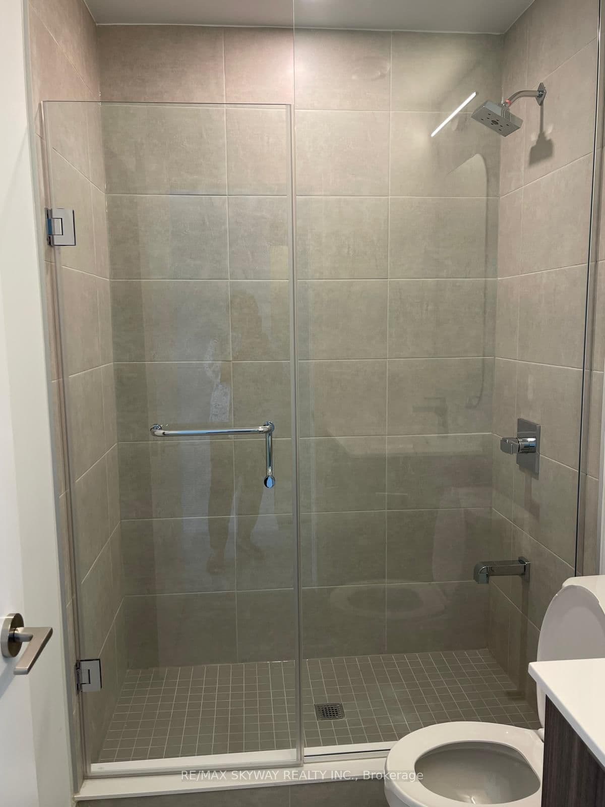 15 Richardson Street, Unit 405 - Image 5