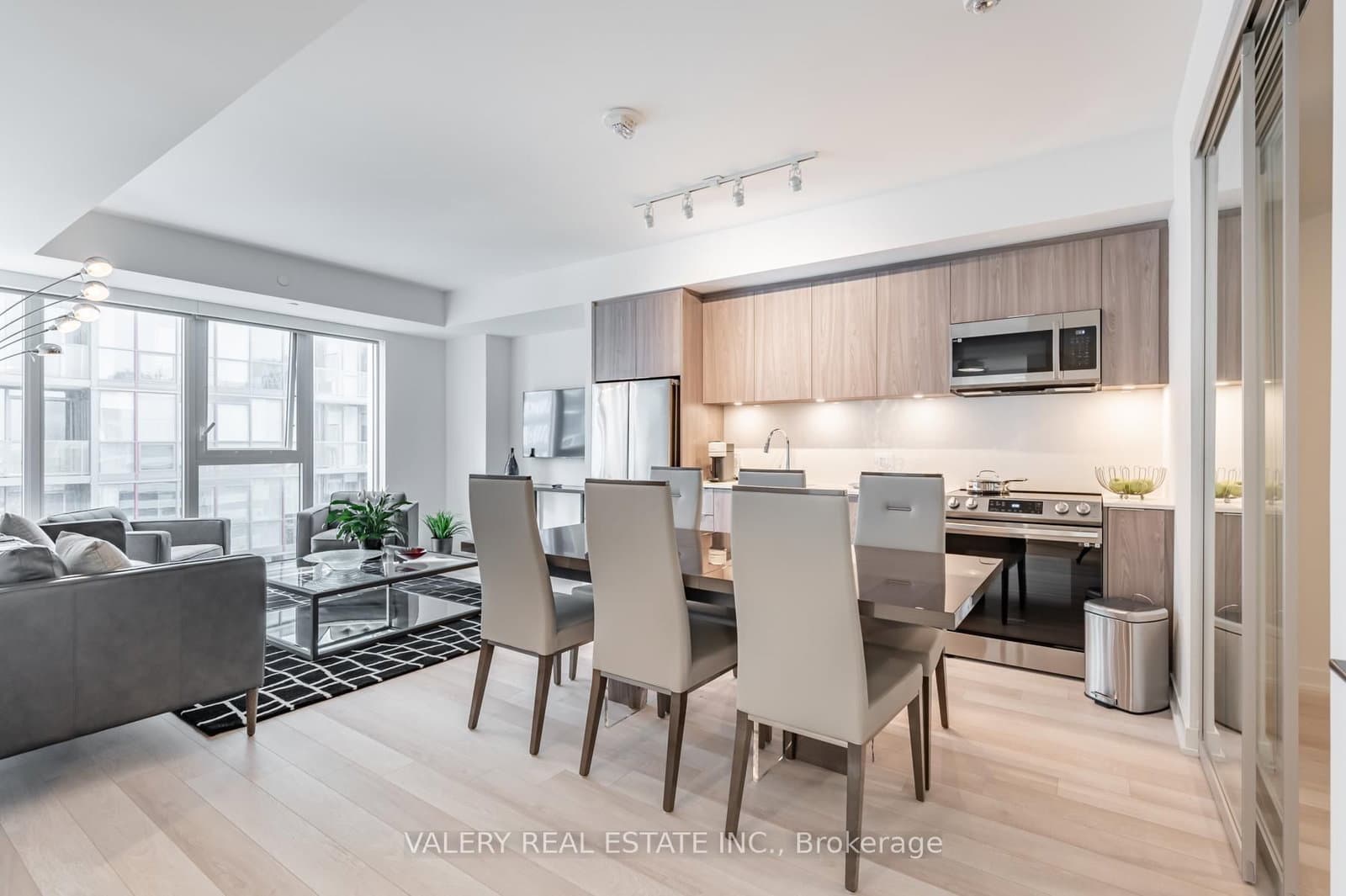 357 King Street W, Unit 3109 - Image 1