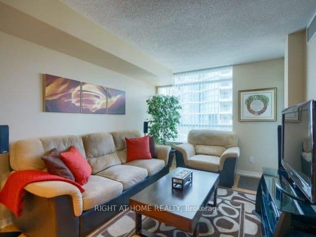 30 Harrison Garden Boulevard, Unit 1008 - Image 4