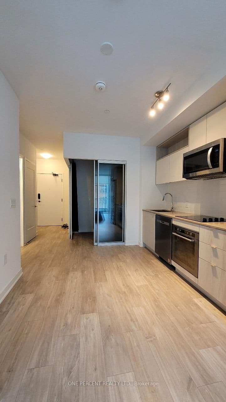 121 Lower Sherbourne Street E, Unit 471 - Image 4