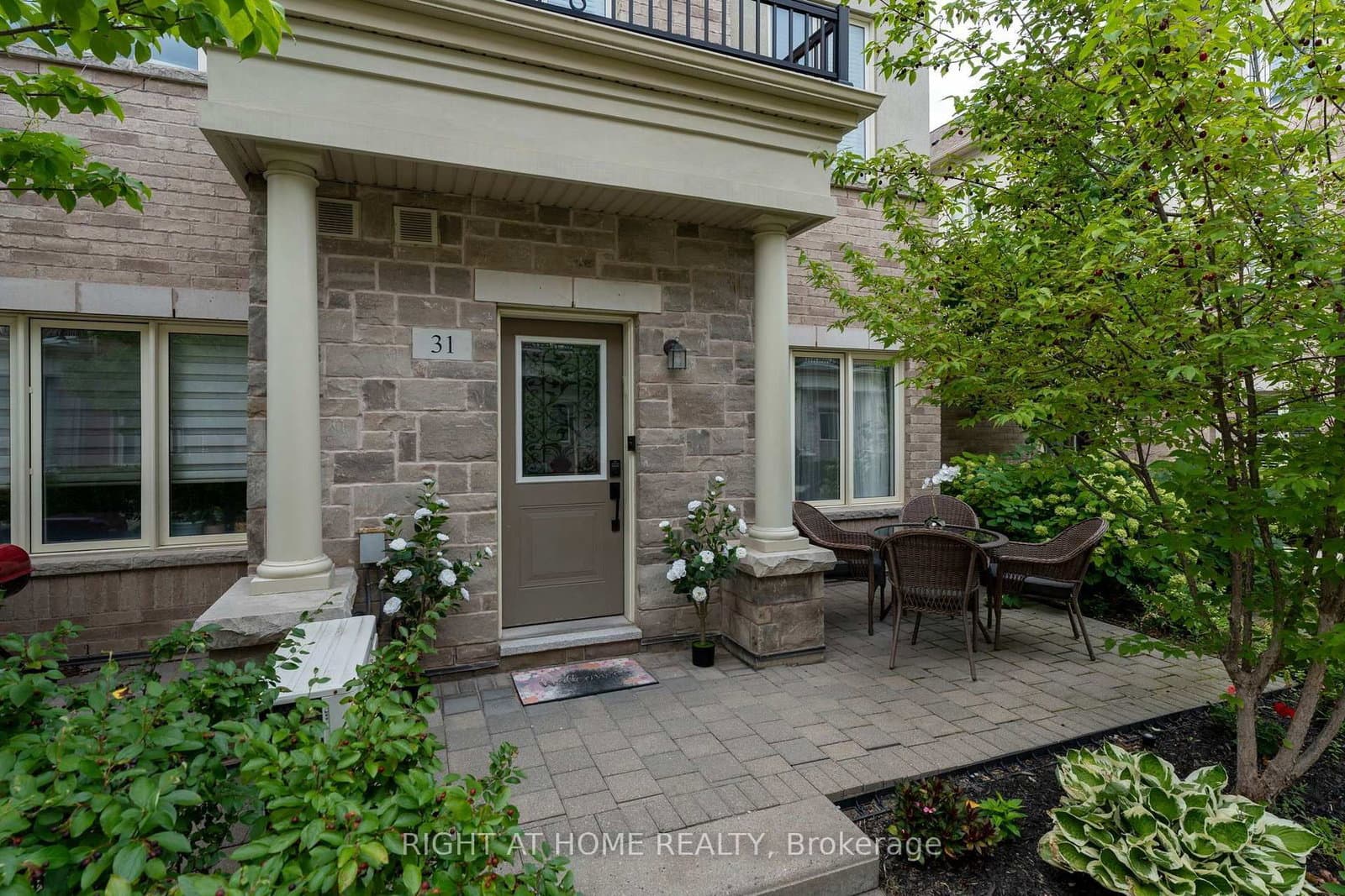 27 Coneflower Crescent, Unit 31 - Image 3