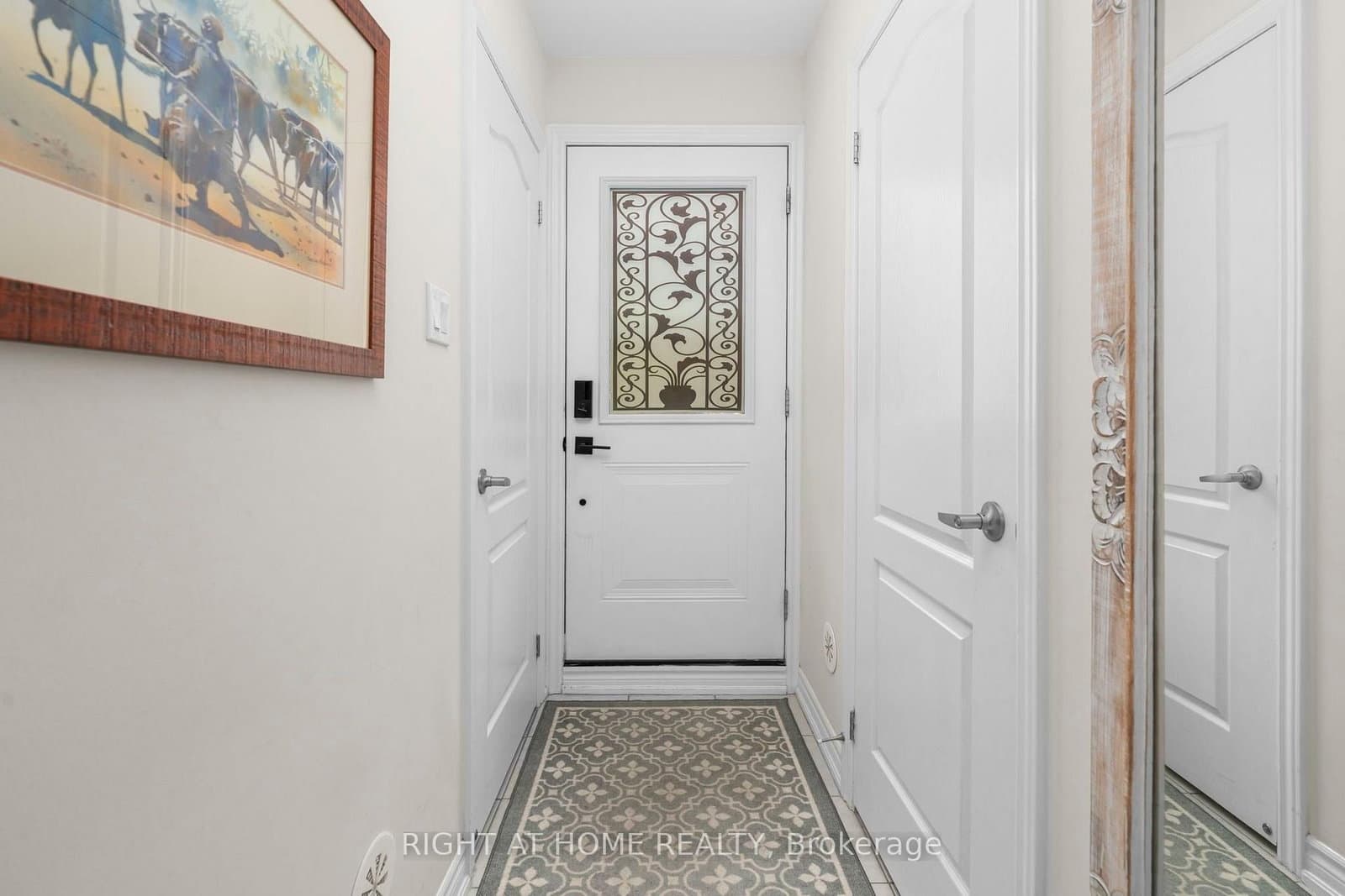 27 Coneflower Crescent, Unit 31 - Image 4