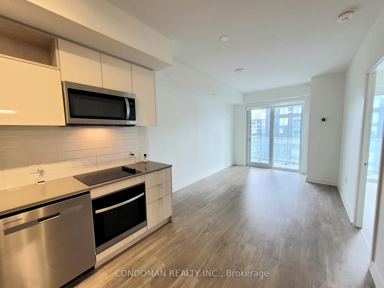 #2408 - 100 Dalhousie Street