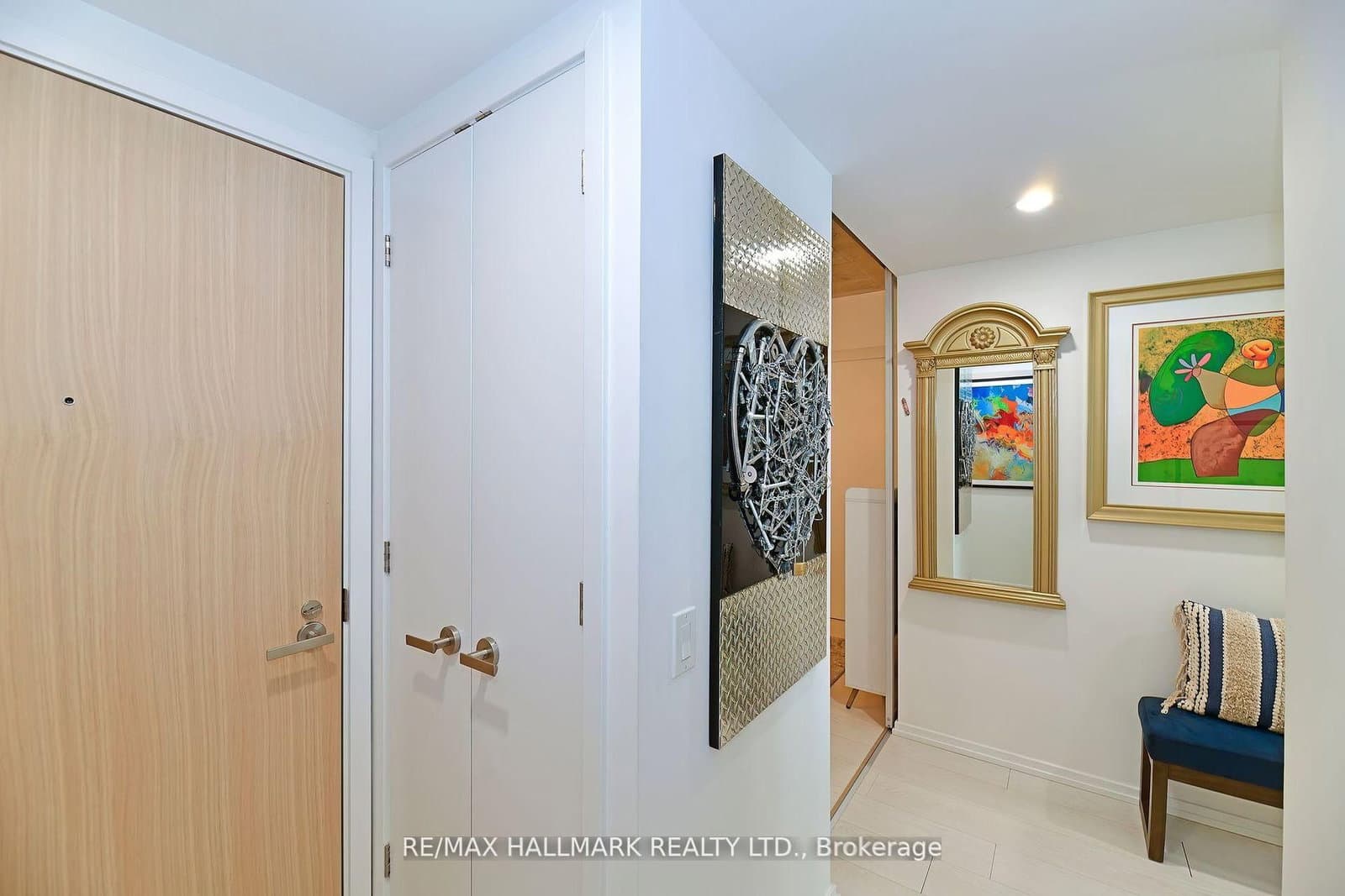 5 Soudan Avenue, Unit 606 - Image 2