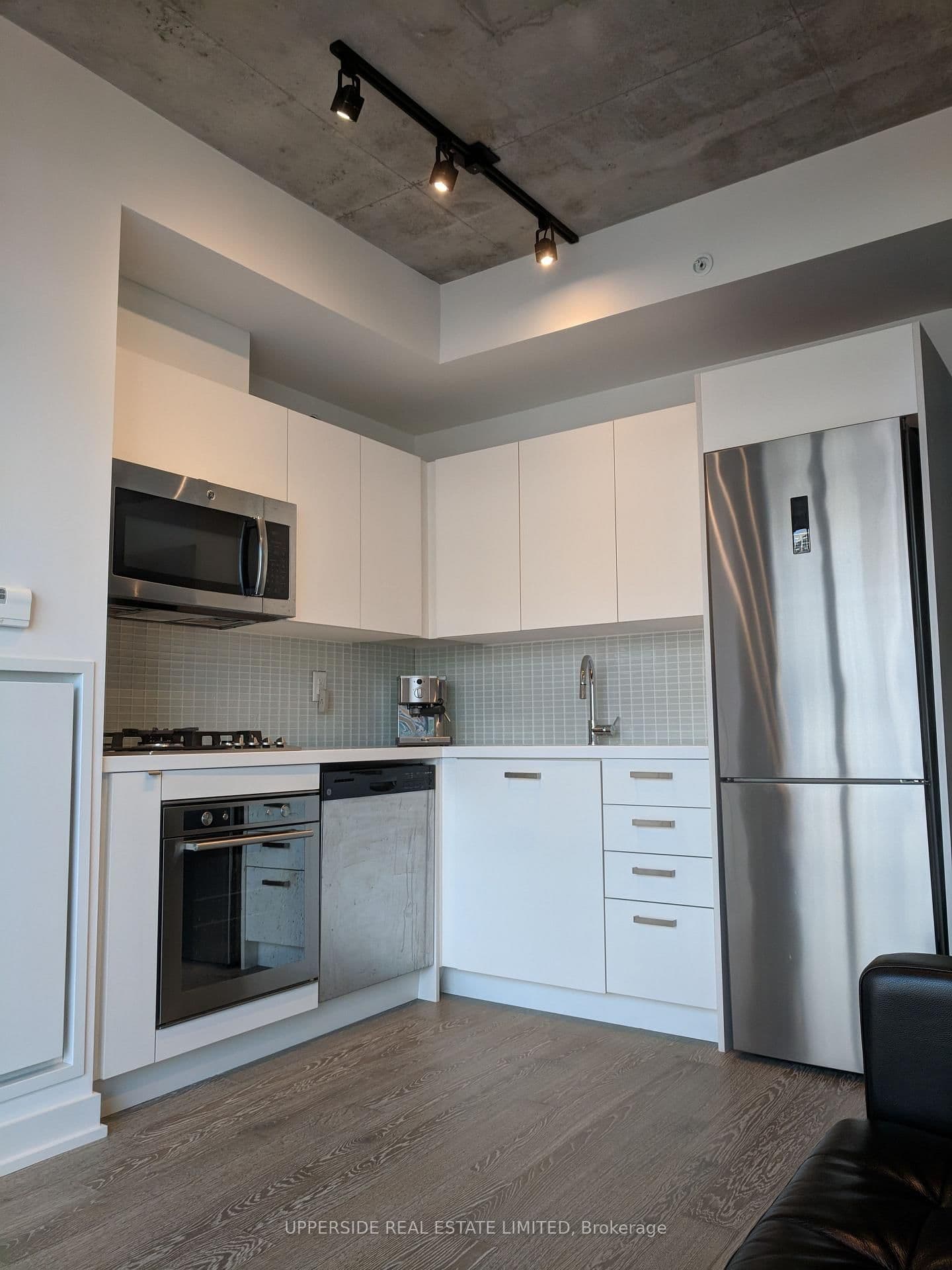 39 Brant Street, Unit 912 - Image 5