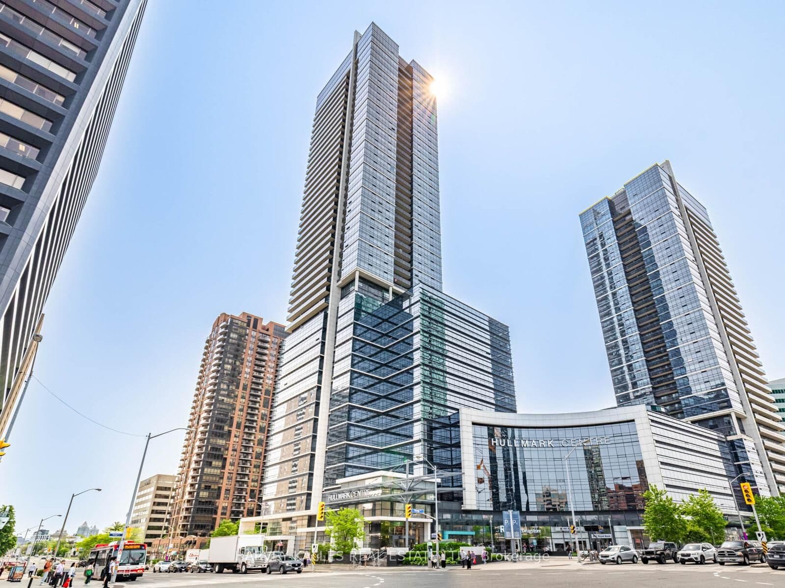 #2121 - 5 Sheppard Avenue E
