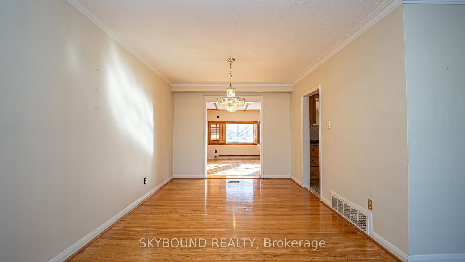 9 Caronport Crescent - Image 6