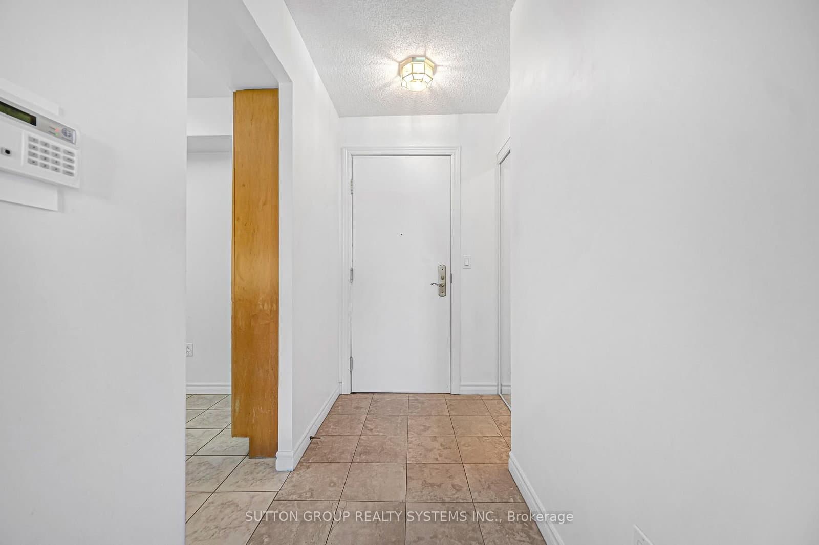 18 Sommerset Way, Unit 2007 - Image 6