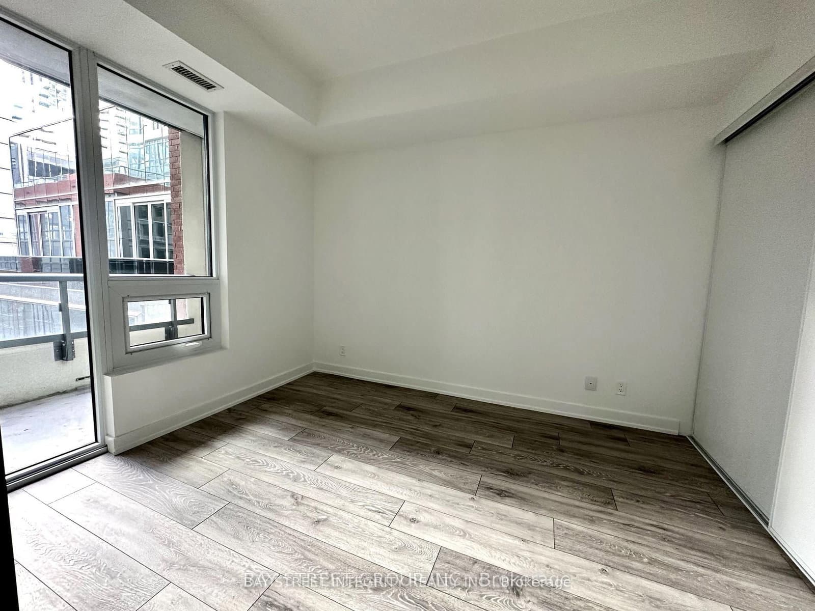 108 Peter Street, Unit 616 - Image 6
