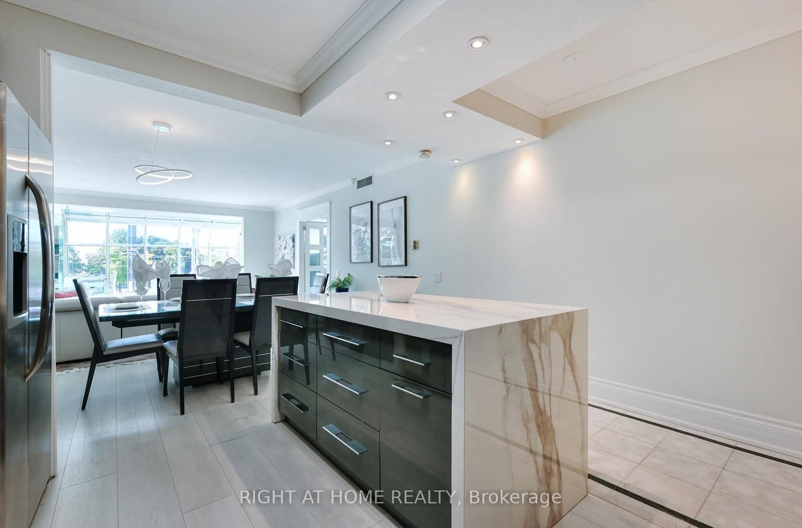 460 Queens Quay W, Unit 202E - Image 4