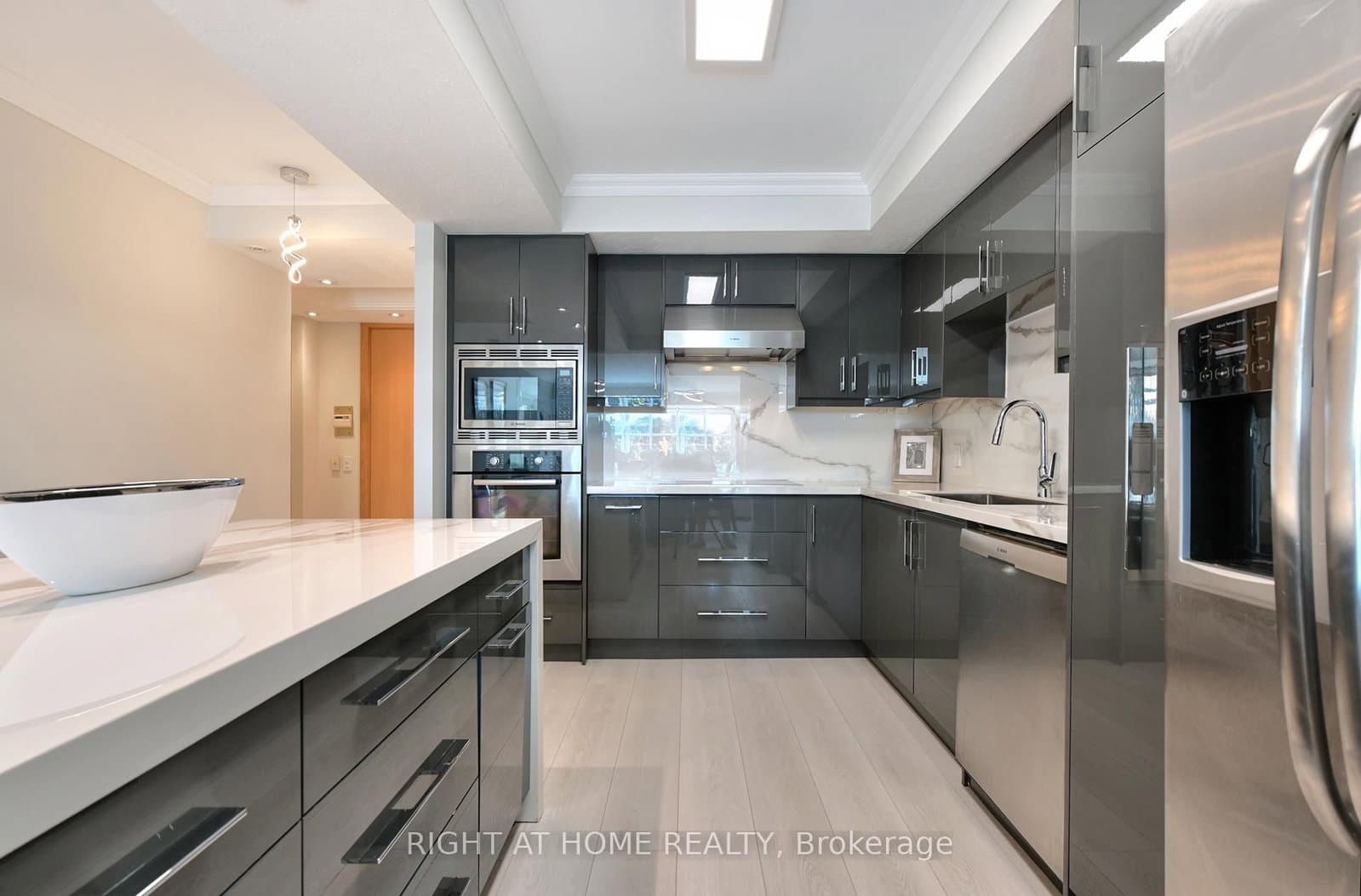 460 Queens Quay W, Unit 202E - Image 5