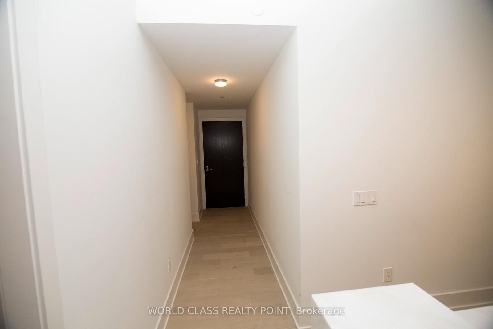 11 Yorkville Avenue, Unit 1807 - Image 3